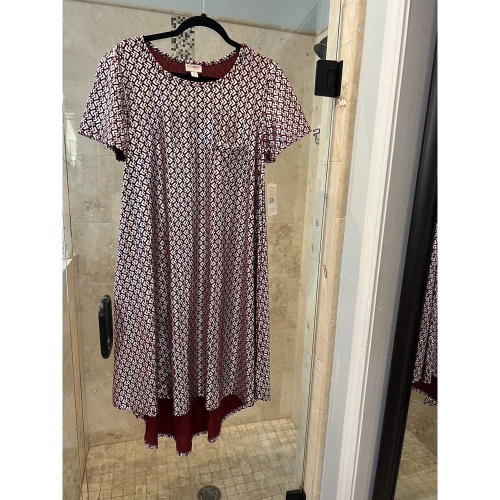 LulaRoe Carly Elegant Dress Medium Red Silver Metallic Foil Geometric High Low